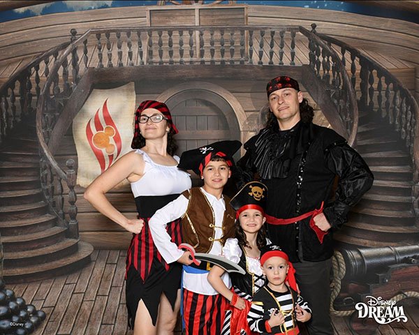 Dentist South Austin Disney Cruise Dr. Yaron Shvets with family